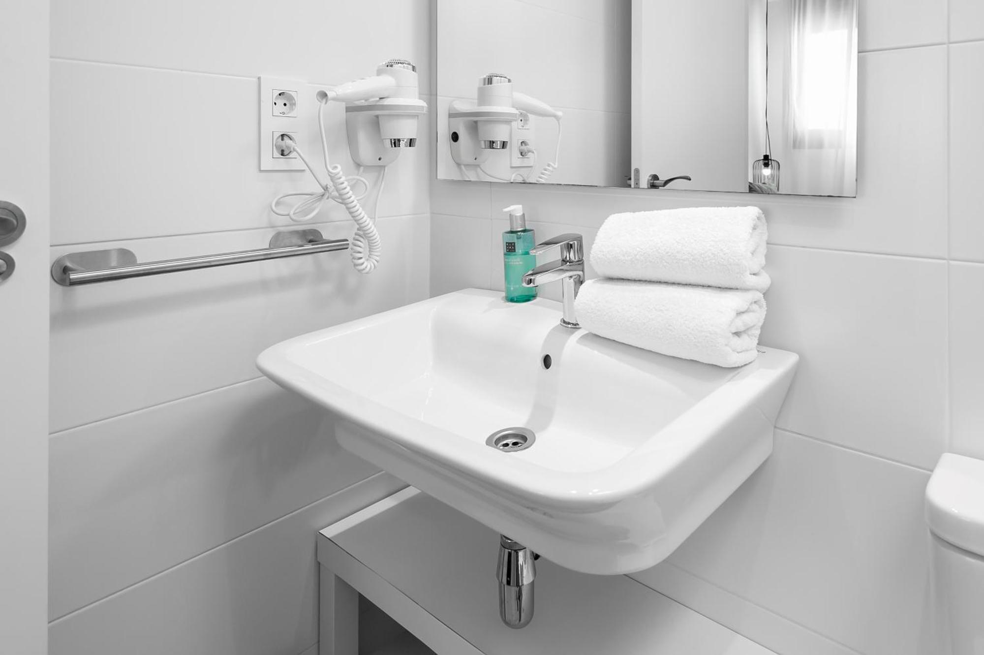 Apartamentos Isabella By Concept Flats Γρανάδα Εξωτερικό φωτογραφία